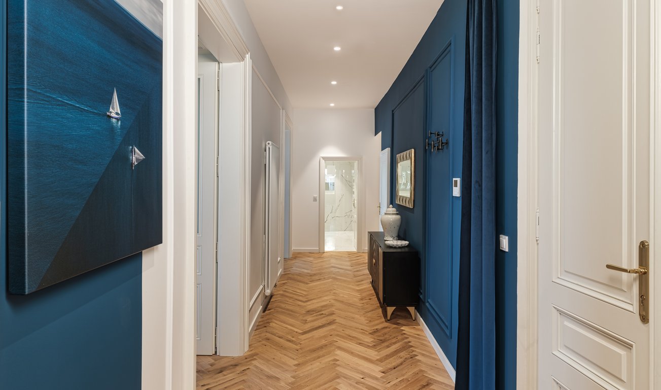 Three Bedroom Apartment with View