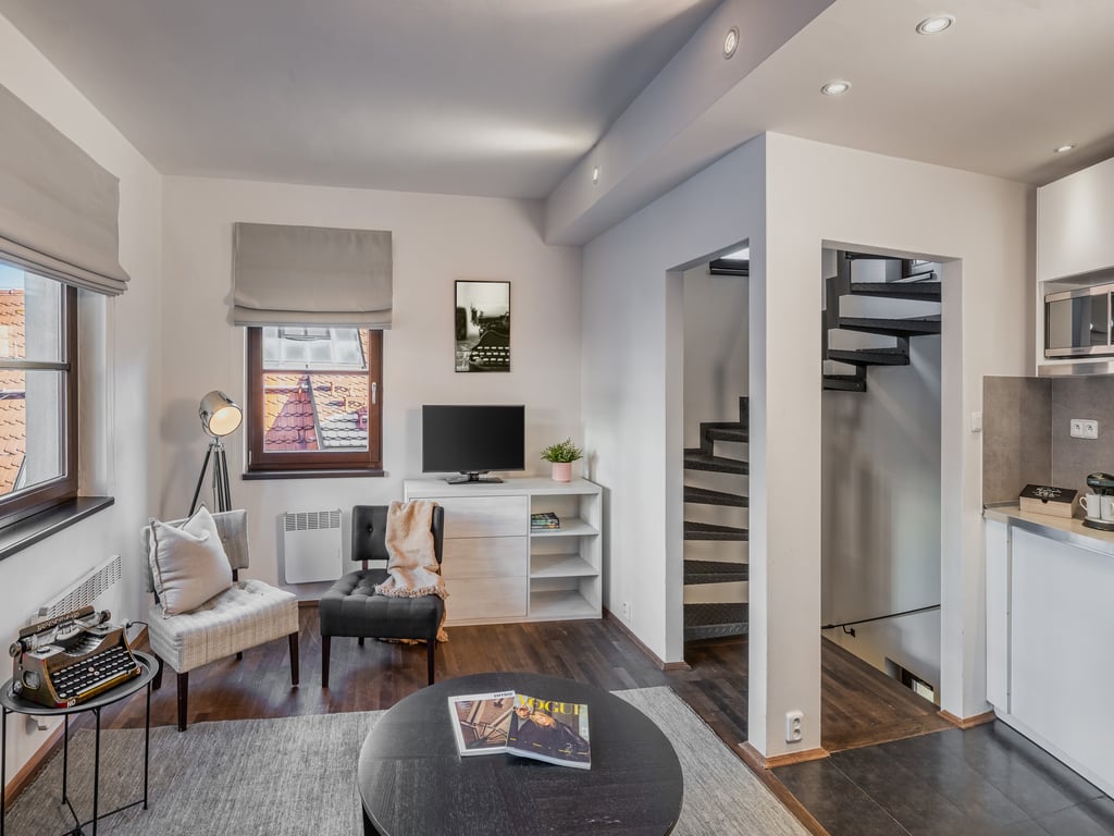 Mezonetový loft K. Čapek se střešní terasou