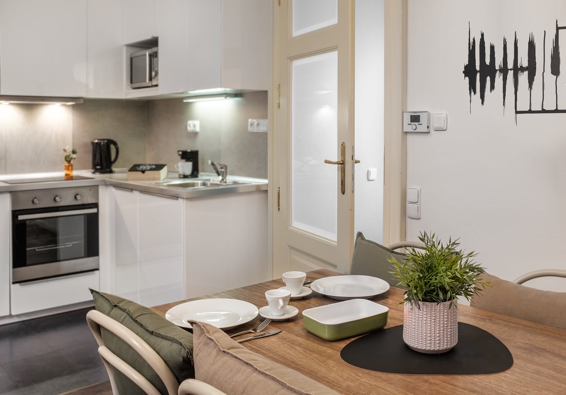 4 Arts Apartments by Adrez 28