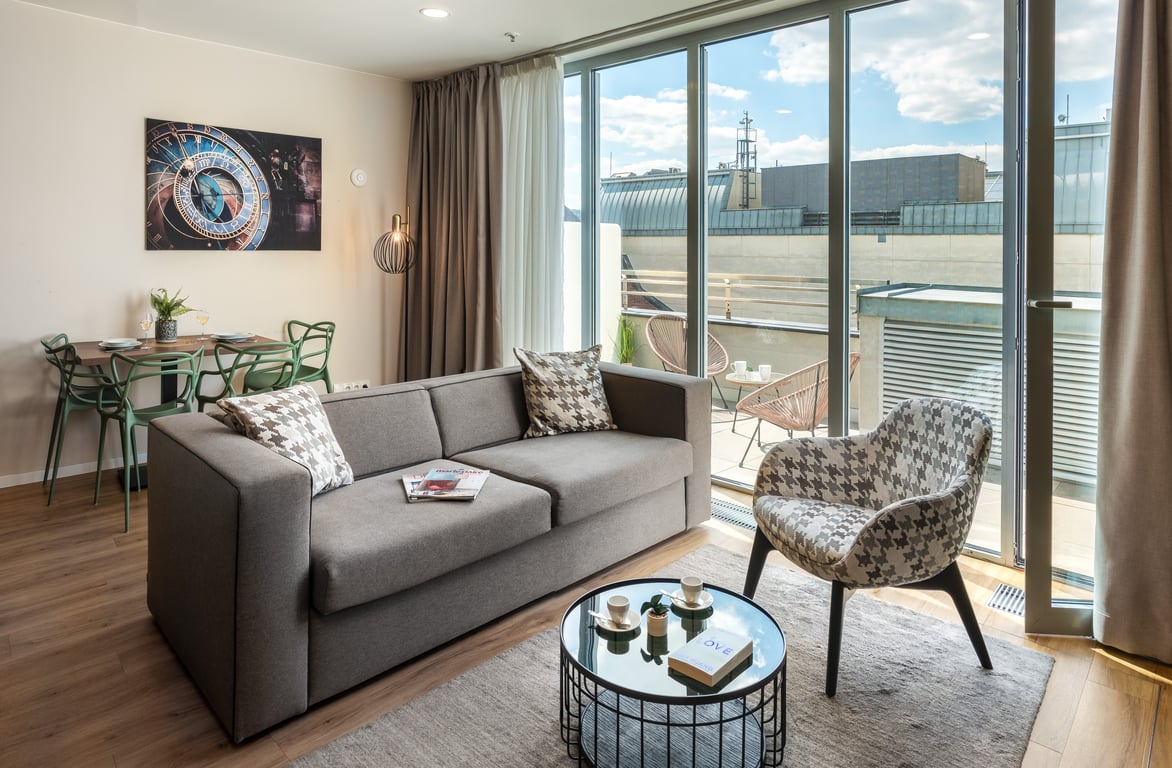 VN17 Rooftop Suites by Adrez 15