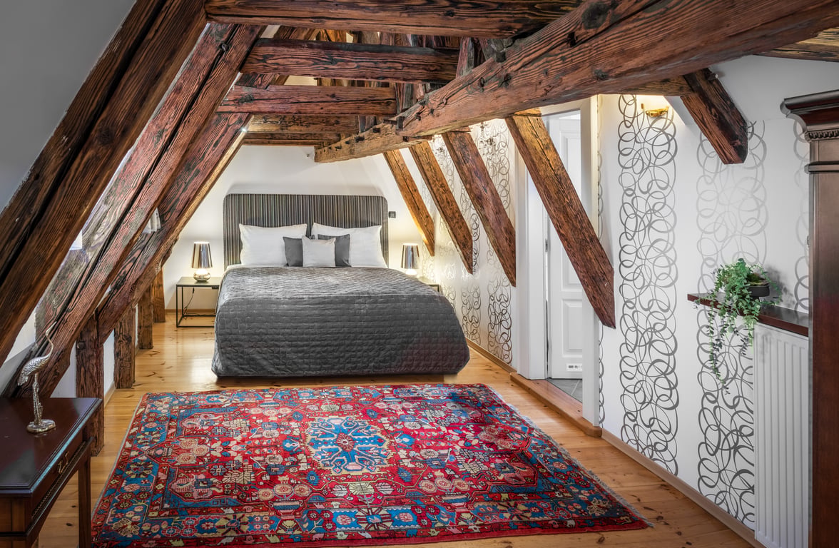 Chateau 9 Apartments by Adrez 15