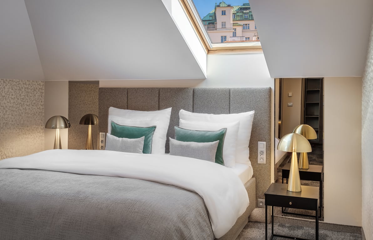 Superior Attic Room