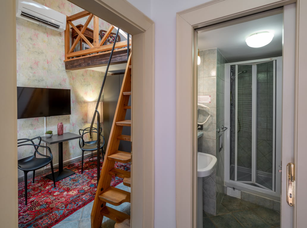 Chateau 9 Apartments by Adrez 39