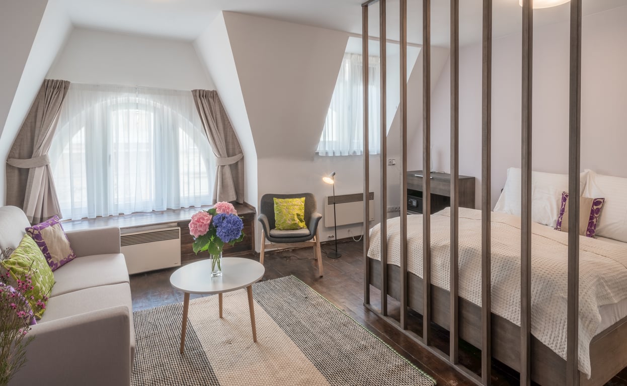One Bedroom Apartment Marcus