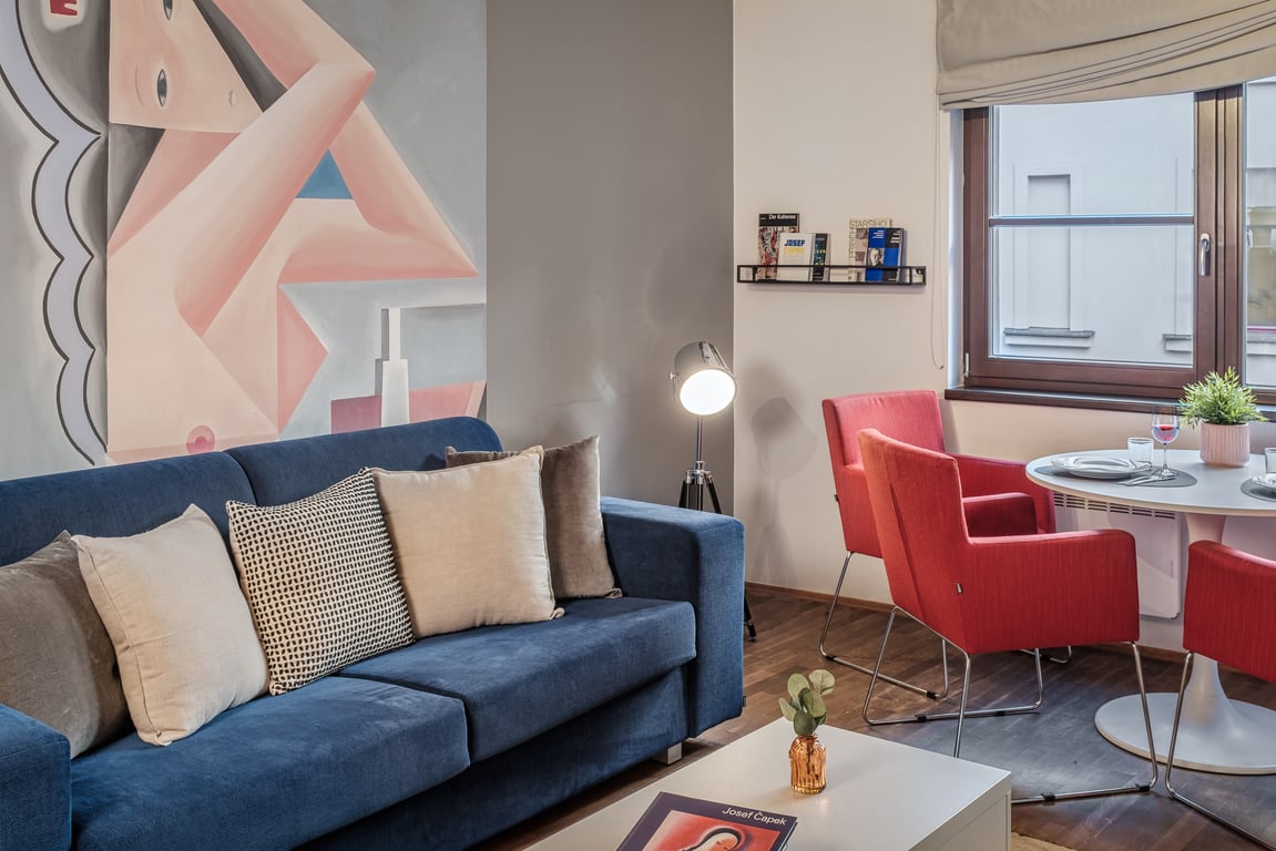 4 Arts Apartments by Adrez 31