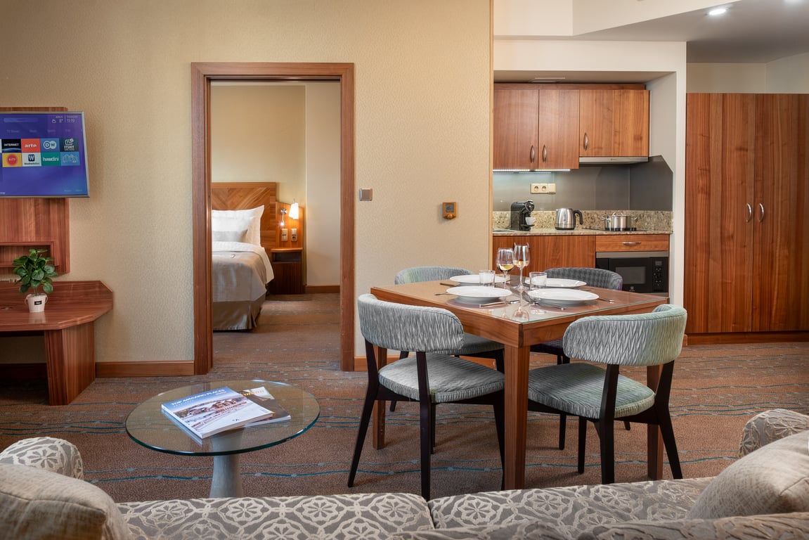One Bedroom Apartment