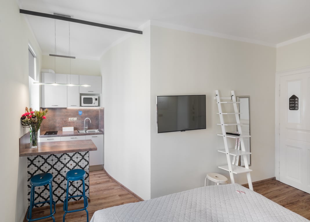 Mordecai 12 Apartments by Adrez 37