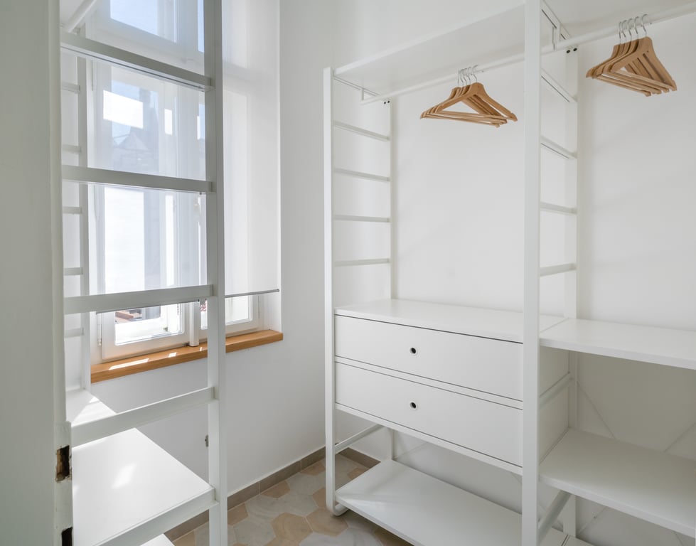 One Bedroom Apartment Mordecai