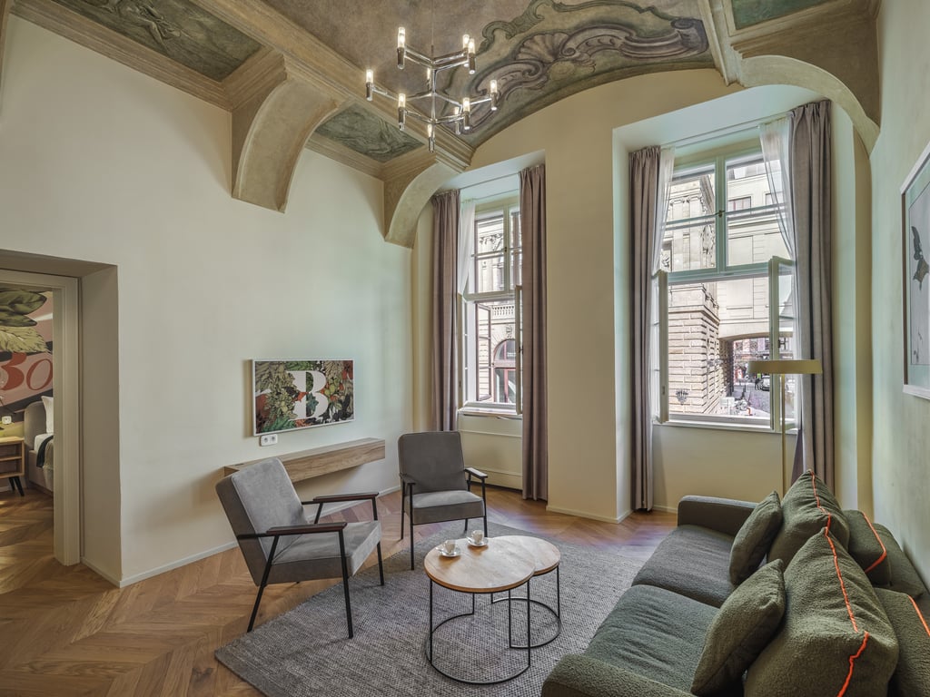 Apartmá s freskou