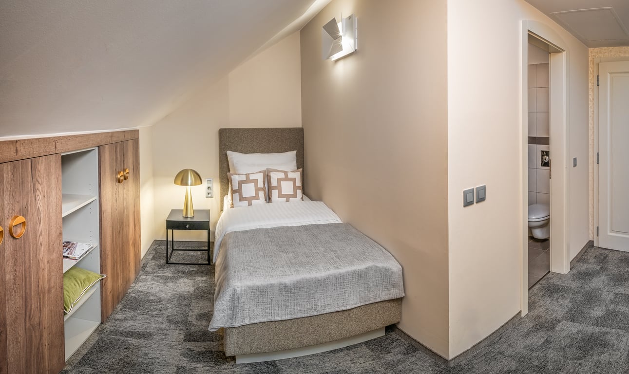 Superior Attic Tripple Room