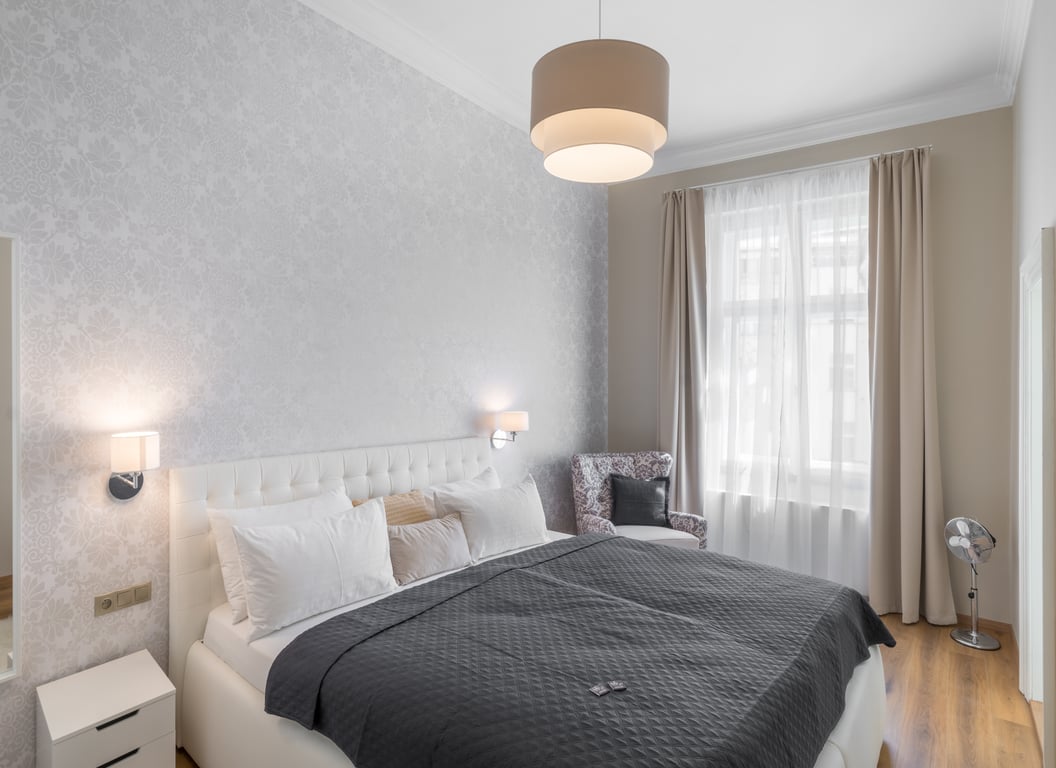One Bedroom Apartment Mordecai
