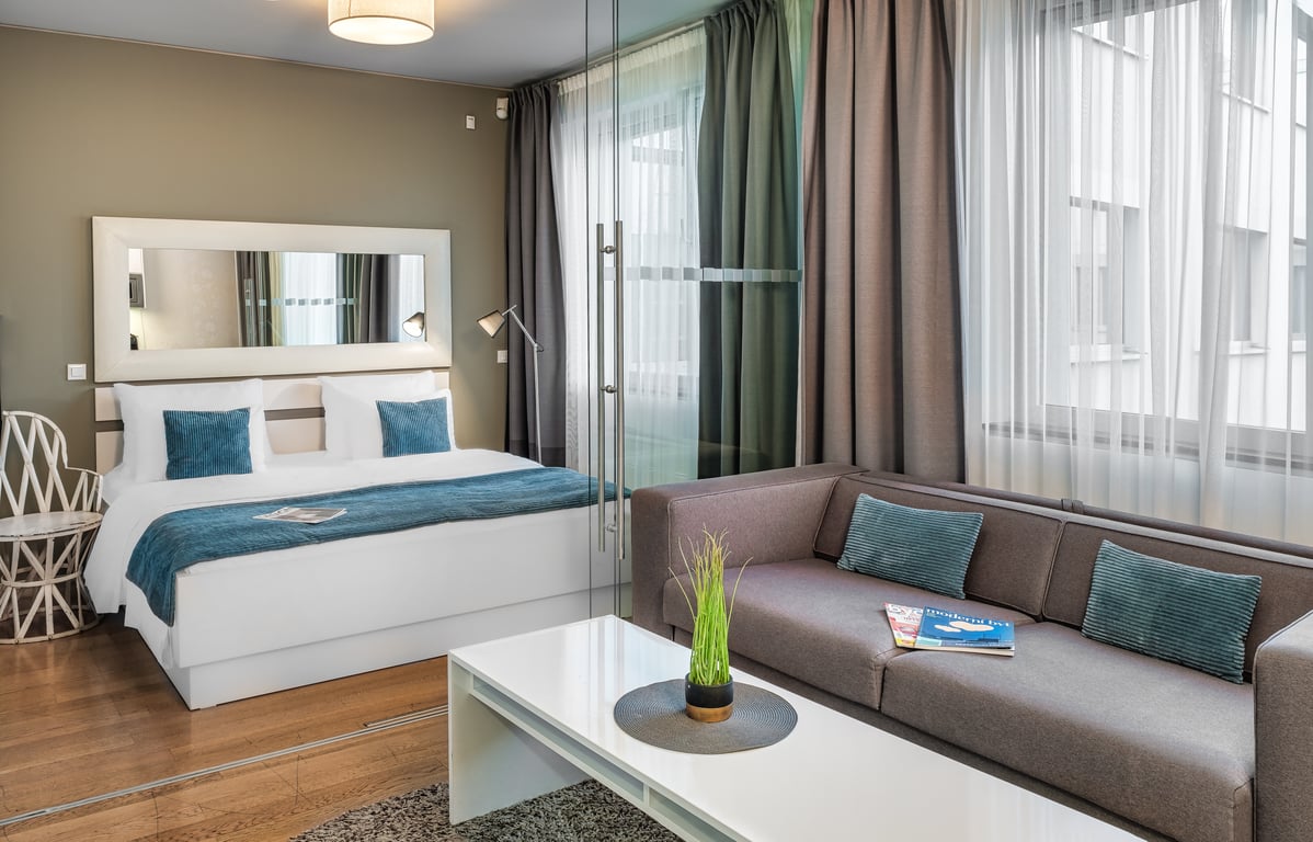 VN3 Terraces Suites by Adrez 16