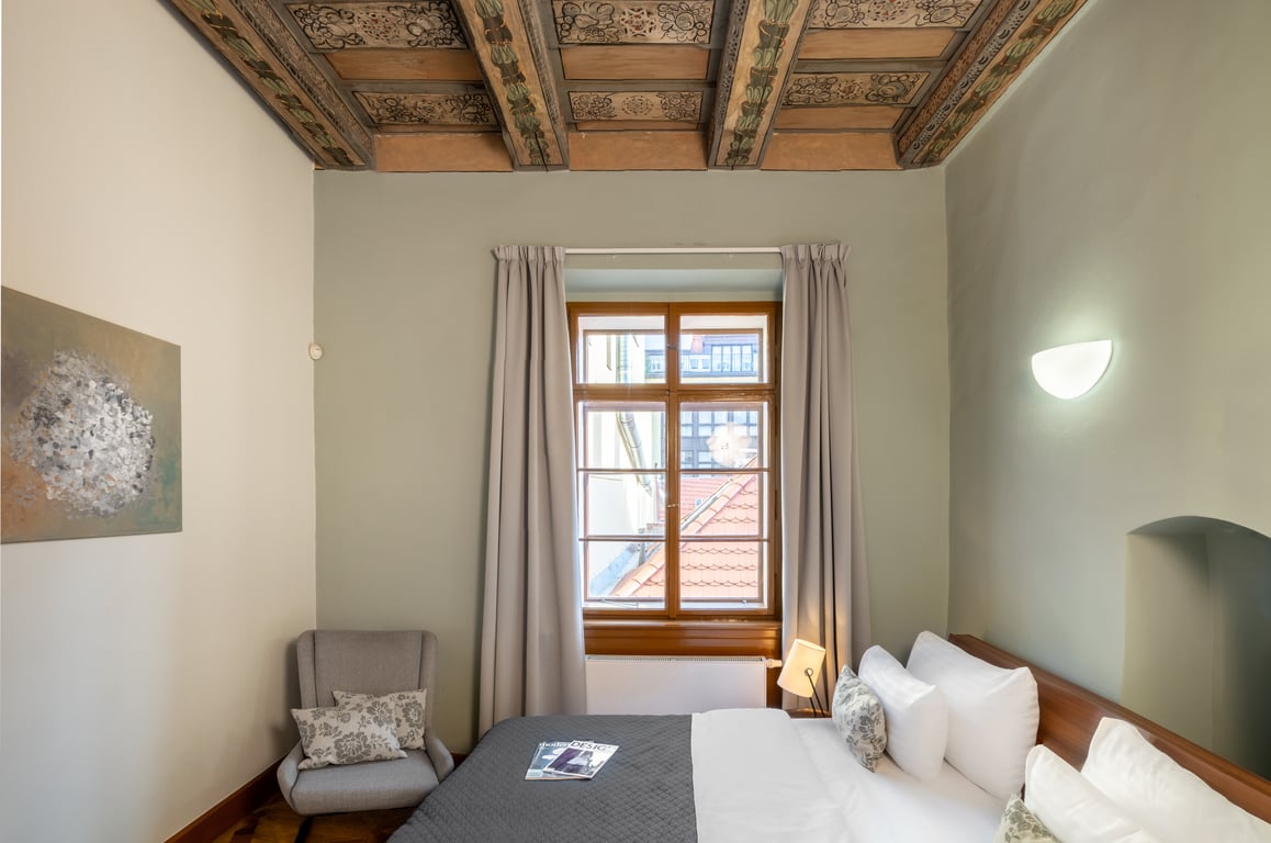 3 Epoques Apartments by Adrez 5