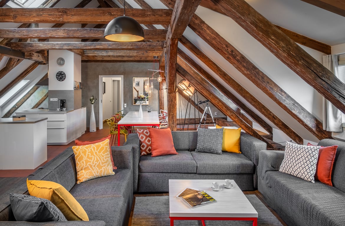 4 Arts Apartments by Adrez 35