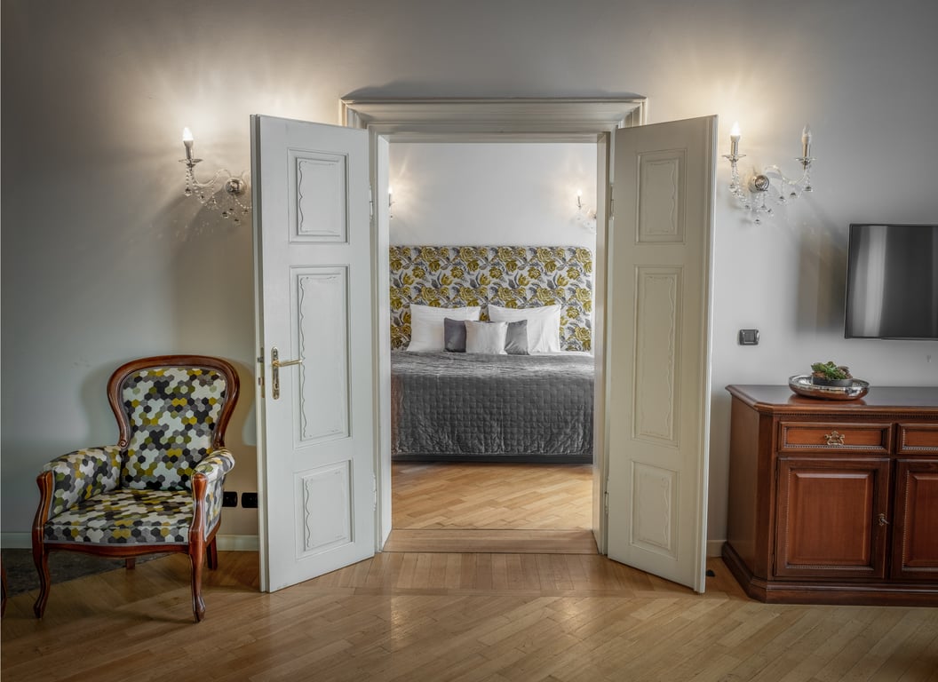 Chateau 9 Apartments by Adrez 24