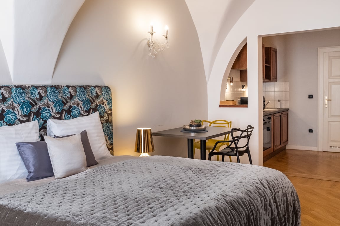 Chateau 9 Apartments by Adrez 30