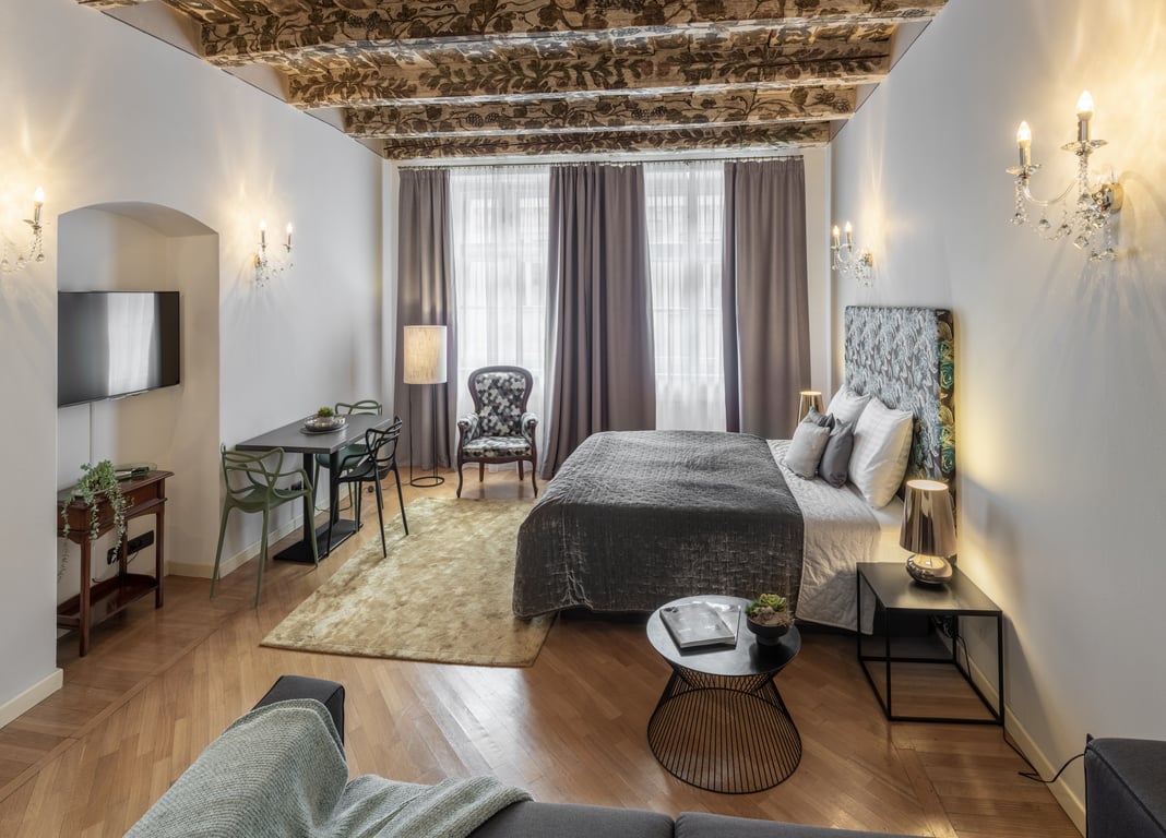 Chateau 9 Apartments by Adrez 27