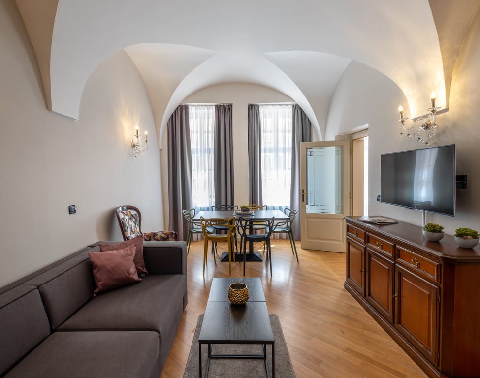 Chateau 9 Apartments by Adrez 19
