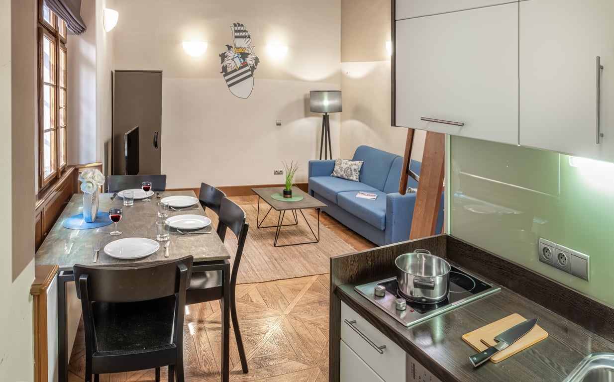 3 Epoques Apartments by Adrez 18