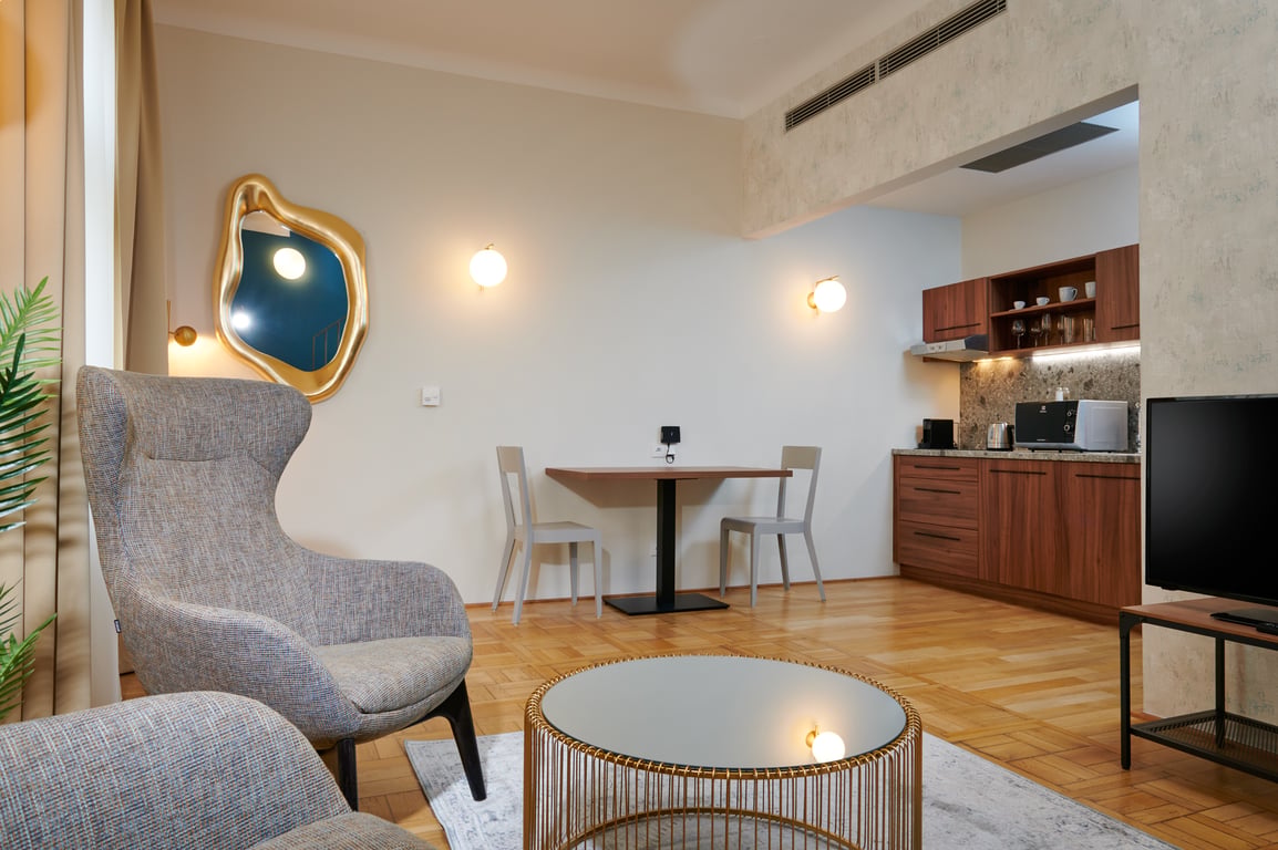 Dachgeschoss-Maisonette-Apartment mit einem Schlafzimmer