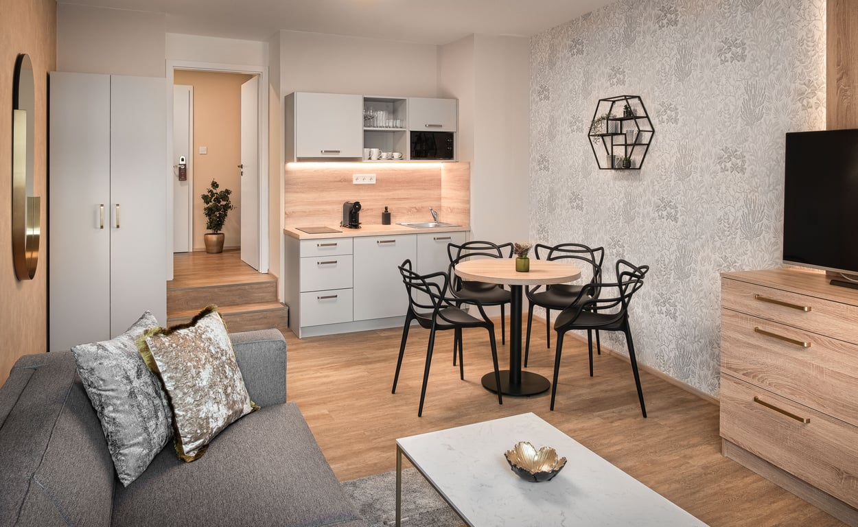 Theatre 9 Apartments by Adrez 2